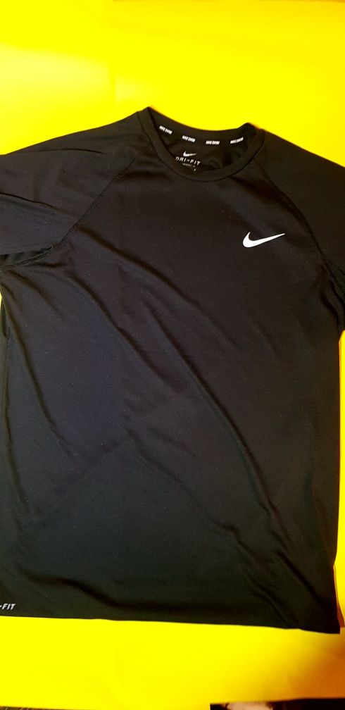 NIKE  swim UNF 40+   мъжка тениска