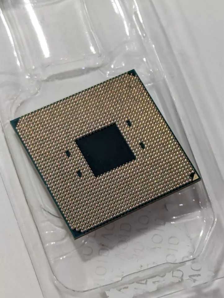 Комплект MSI MPG B550 GAMING PLUS + RYZEN 5 5600X 6-Core (4.6 GHz )