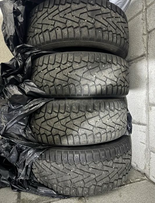 Зимние шины шипованные Pirelli ice zero 225/50/17
