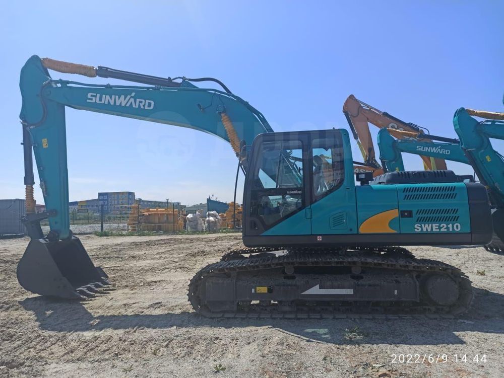 Экскаватор SWE210 SENWARD