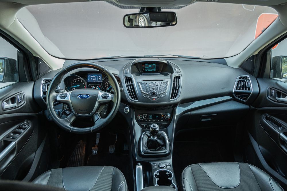 Ford Kuga -2015 - Credit auto-Rate-scaune incalzite-tapiserie piele