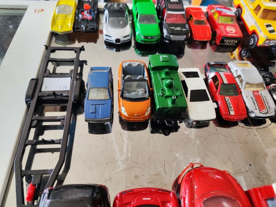 Лот колички 29 броя polistil burago solido