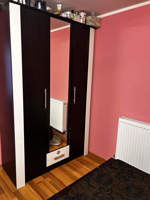 Vand pat si dulap haine