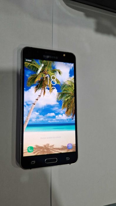 Tekefon Samsung J5 mare Android 7.1 cu 4G/LTE !! Liber Retea !! 200lei