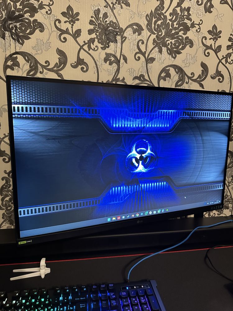 Монитор 27" LG UltraGear 144hz, ips