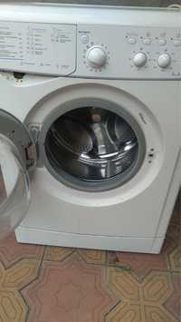 Indesit стиральная машина в хорошем состоянии