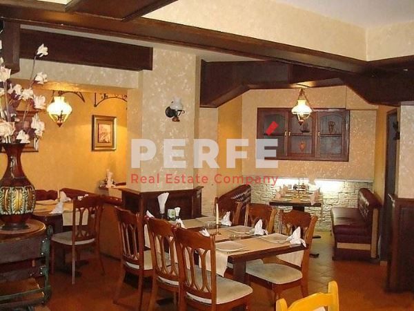 Дава се под наем Заведение в Бургас, Център - 168 кв.м за 800 € - Снимка #3