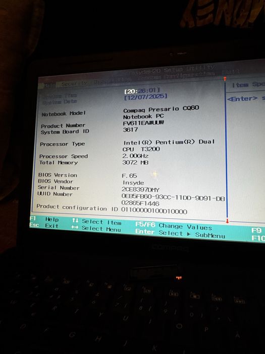 Продавам лаптоп compaq presario CQ60 note
