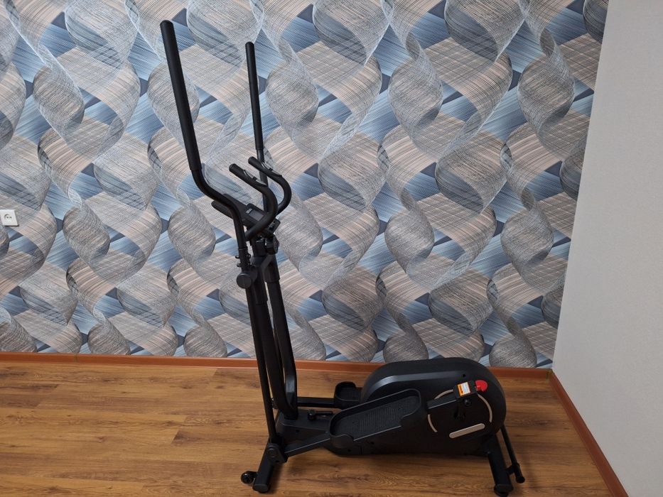 Эллиптический тренажёр Genau