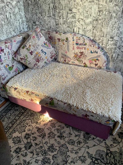 Продам диван б/у