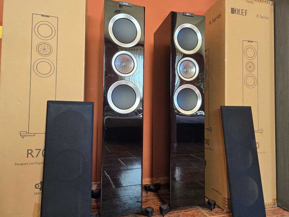 KEF R700 комплект колони