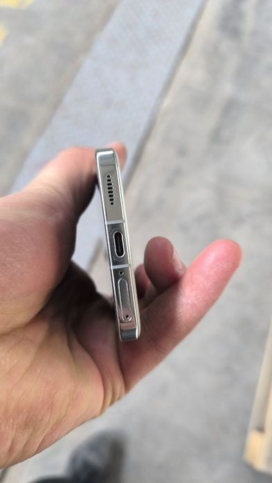 Xiaomi 13  Bu redmi emas