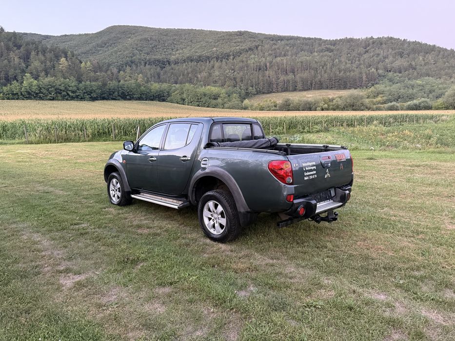 Mitsubishi L200 2.5did autoutilitar recent adus ruleaza impecabil