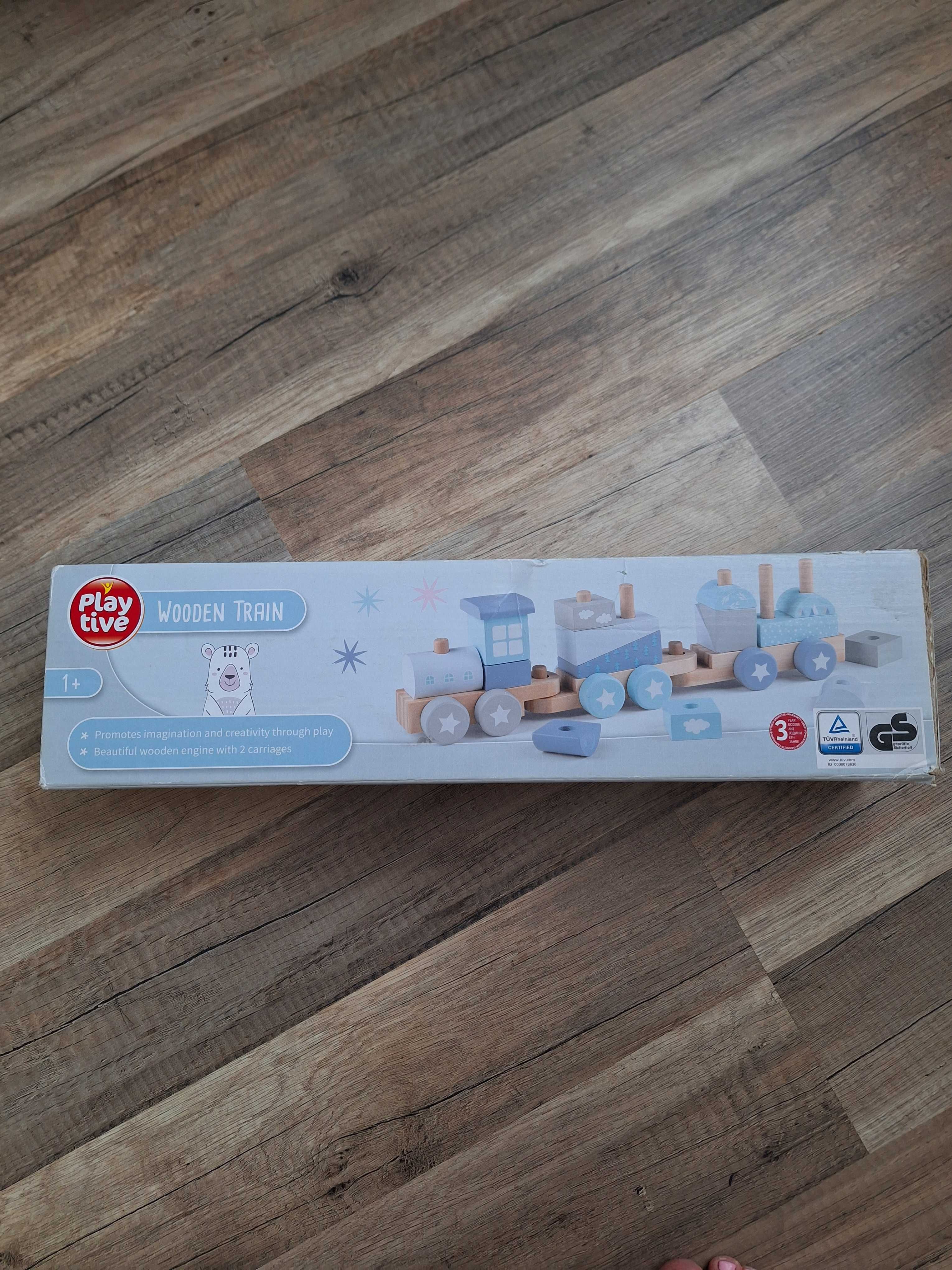 Дървена играчка влакче
