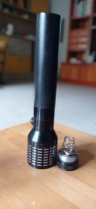 Lanternă cu acumulatori