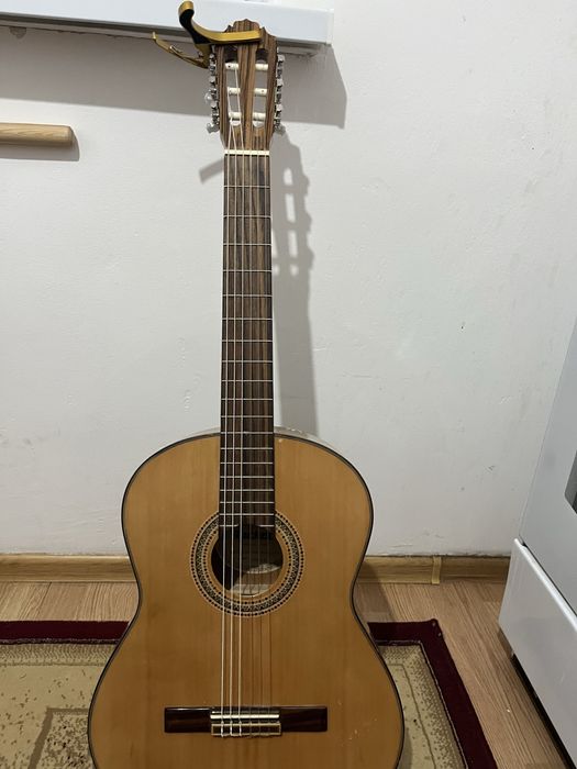 Гитара  Рокет 39