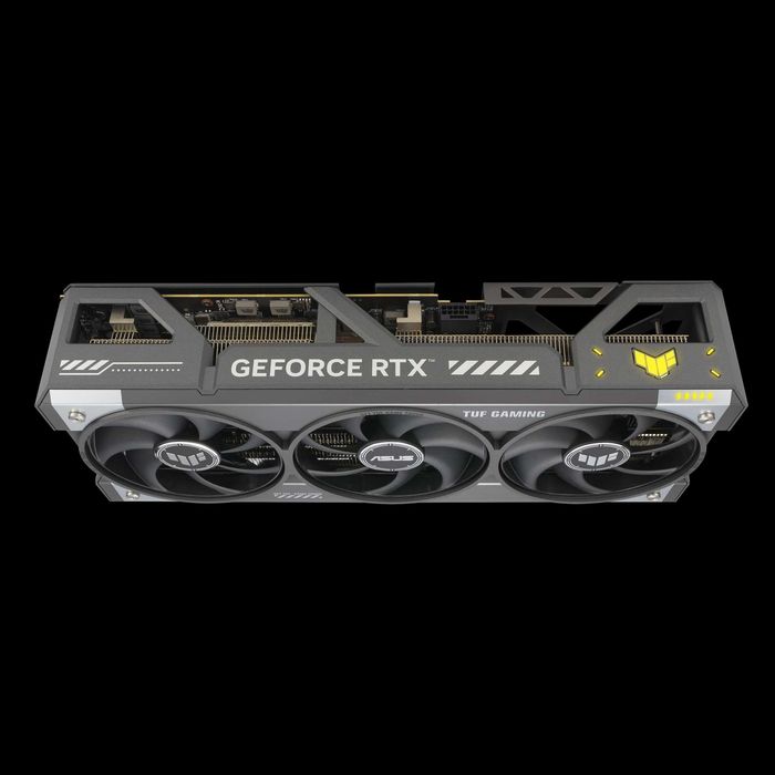 GeForce RTX 5090 ASUS TUF Gaming - чисто нова с гаранция 24 месеца!