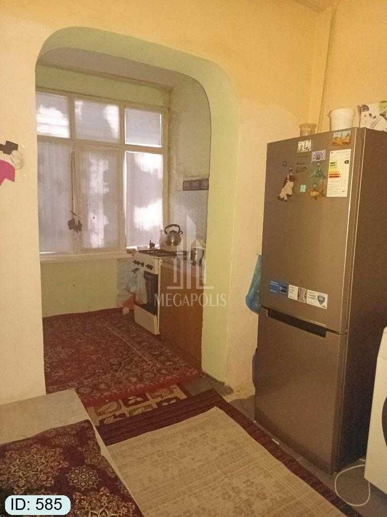 5 mikr somiy tomonda 3 xonali arzon kvartira  sotiladi  №585