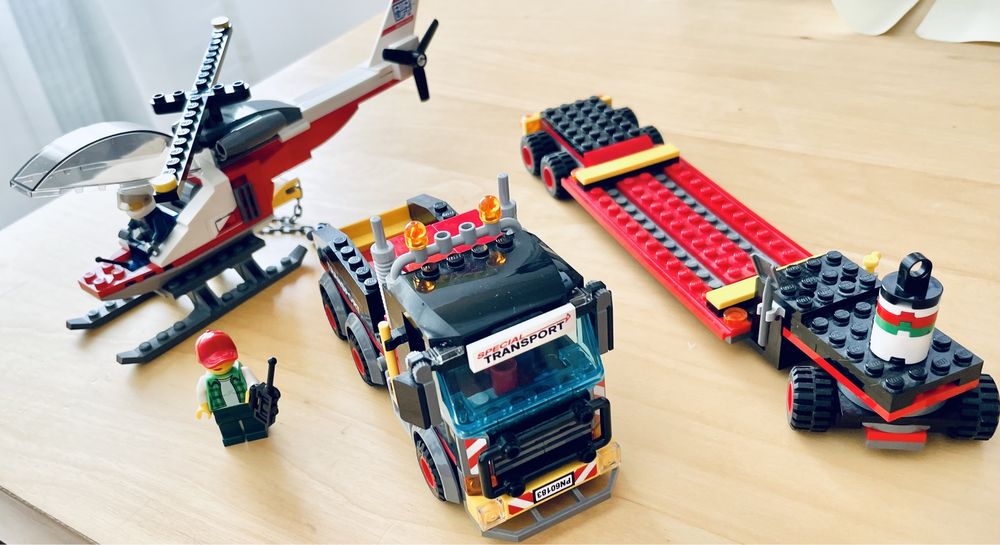 Set LEGO City - Transport incarcaturi grele 60183
