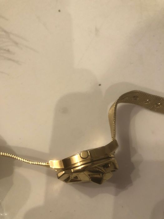 Just Cavalli часовник модел just tiger с подвижен капак