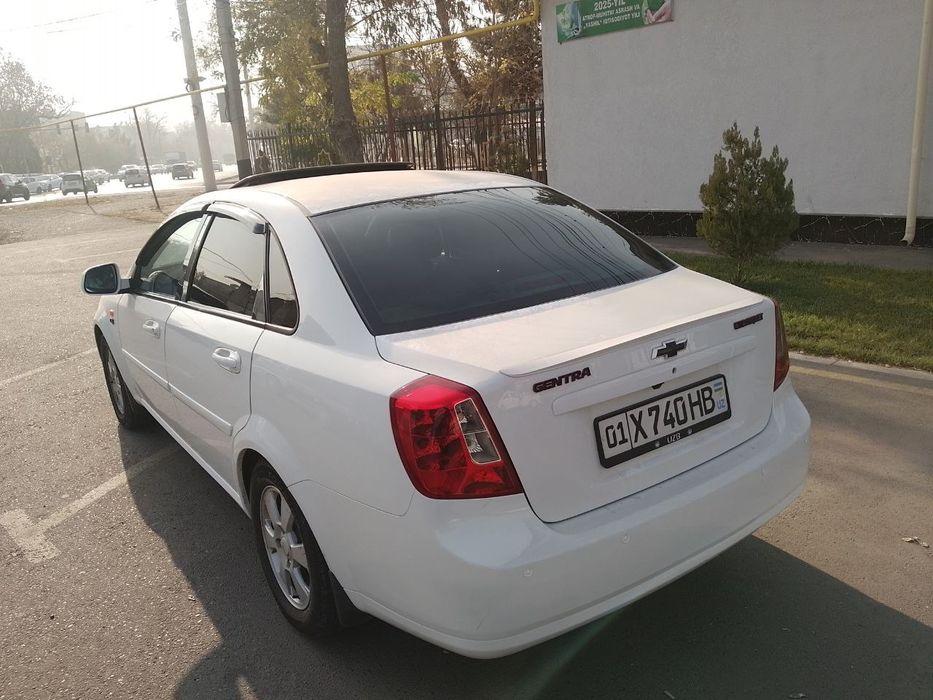 Jentra 17 yil 1qol 1ta petno 93000 yurga xolt juda zor