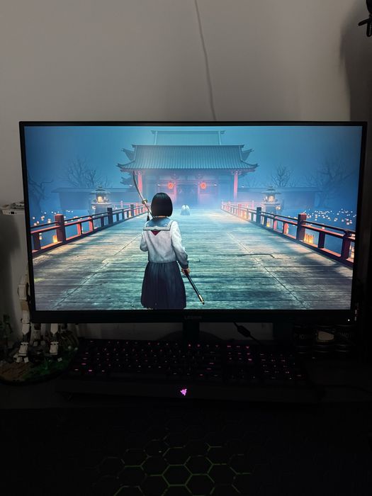 Monitor Lenovo Legion Y27q-20 – 27”, QHD, 165Hz, G-Sync Compatible