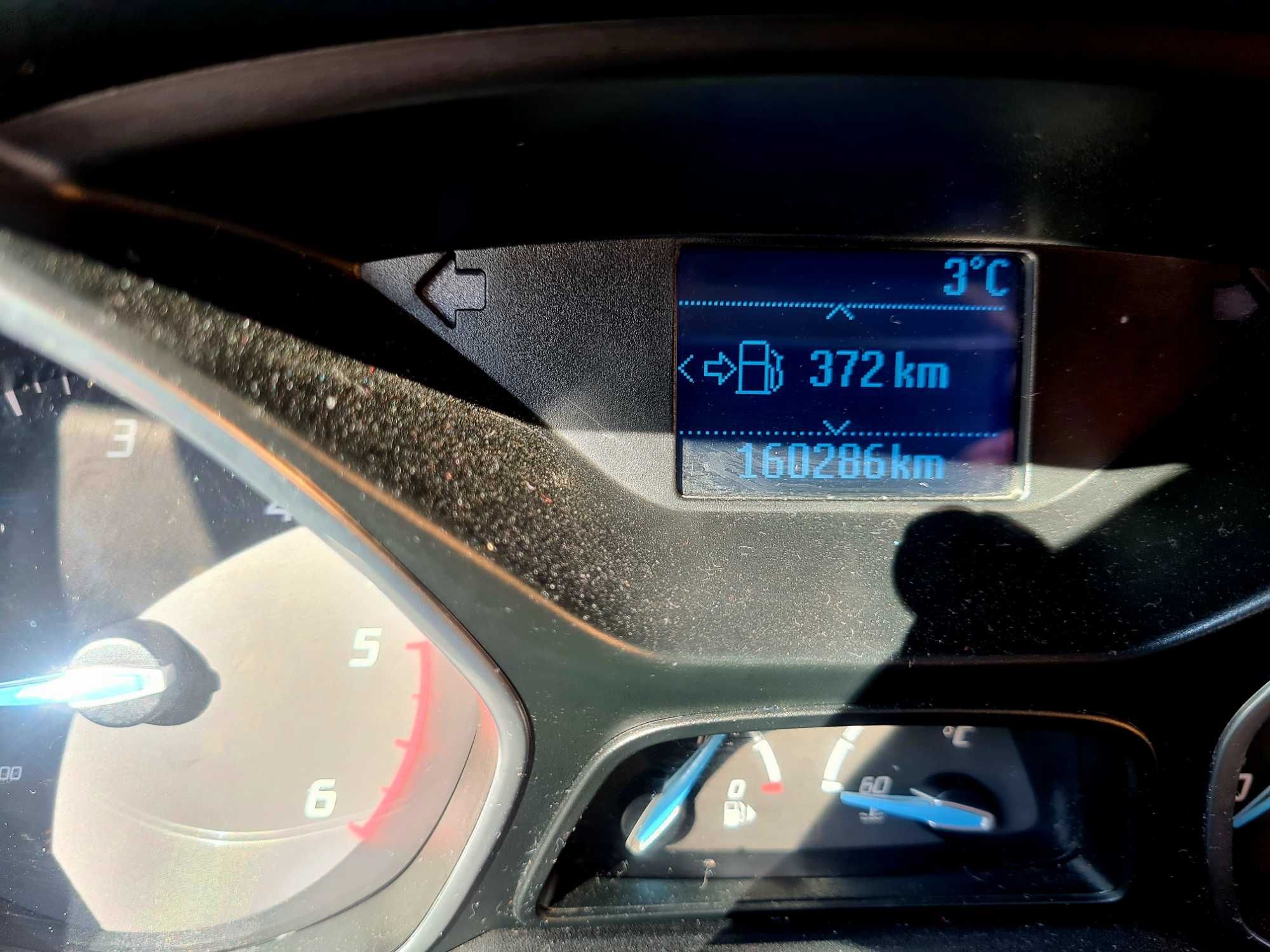 Vand Ford C-Max diesel cu un consum foarte mic