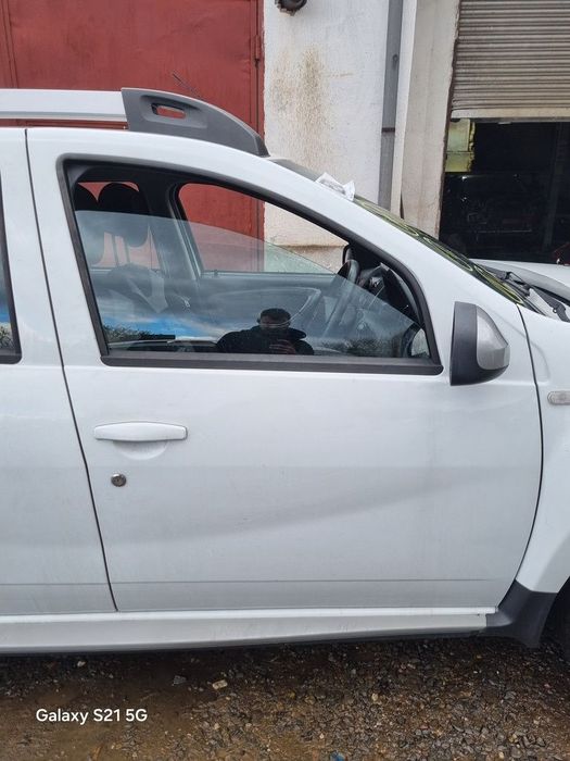 Usa Dreapta Fata Dacia Duster Facelift 2013 - 2018 SUV 4 Usi Blanc Glacier 369 (1384)