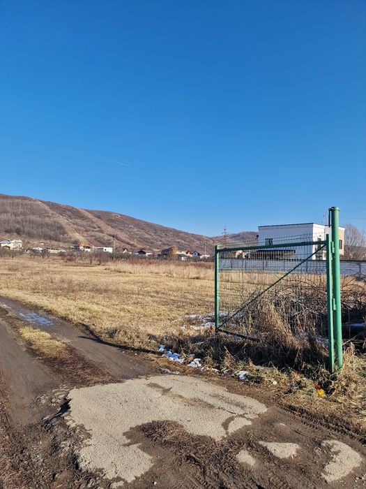 Aninoasa, cartier rezidential LA VISINI 1015 mp