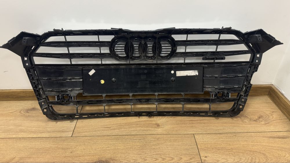 Решетка AUDI A5 S-line B9