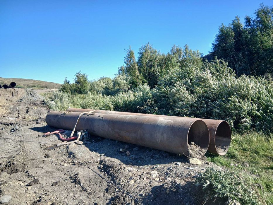 Труба стальная d 1020, общая длина +-70 п.м. Б/у в хорошем состоянии.