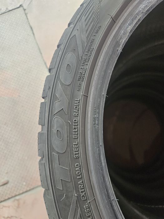 Гуми 235/40/18 Зимни