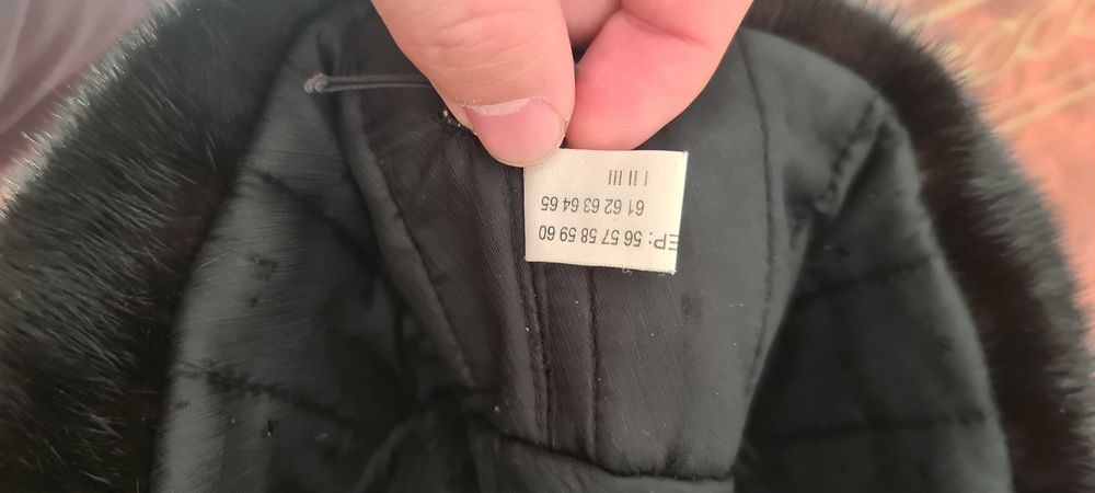 Продам норковую ушанку состояние отличное,  мех качественный
