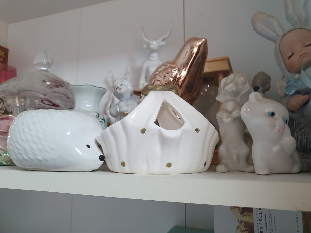 Сладьк комплект от английски декоративни неща London home.