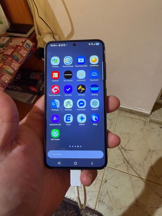 Samsung s23 перфектен