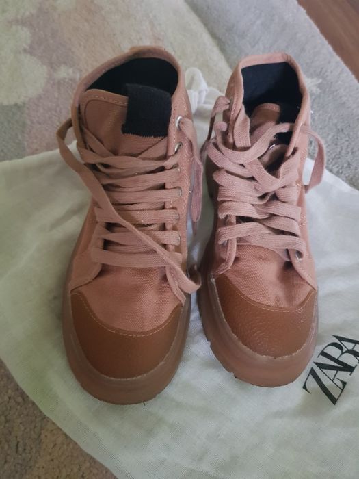 Ghete ZARA textile de primavara, fete, nr.32