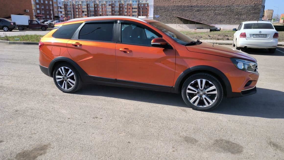 Lada vesta sw cross