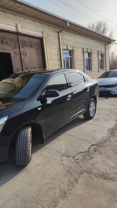 Автомашина кобалт