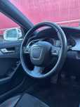 Volan S line cu airbag comenzi si piele perforata audi a4 b8 2010