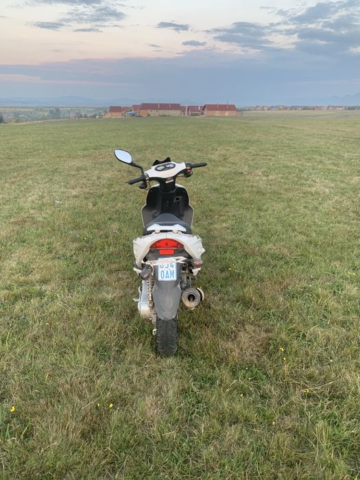 Vad scuter de 49cc vand sau schimb