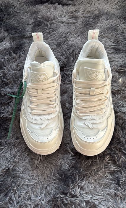Off white copii