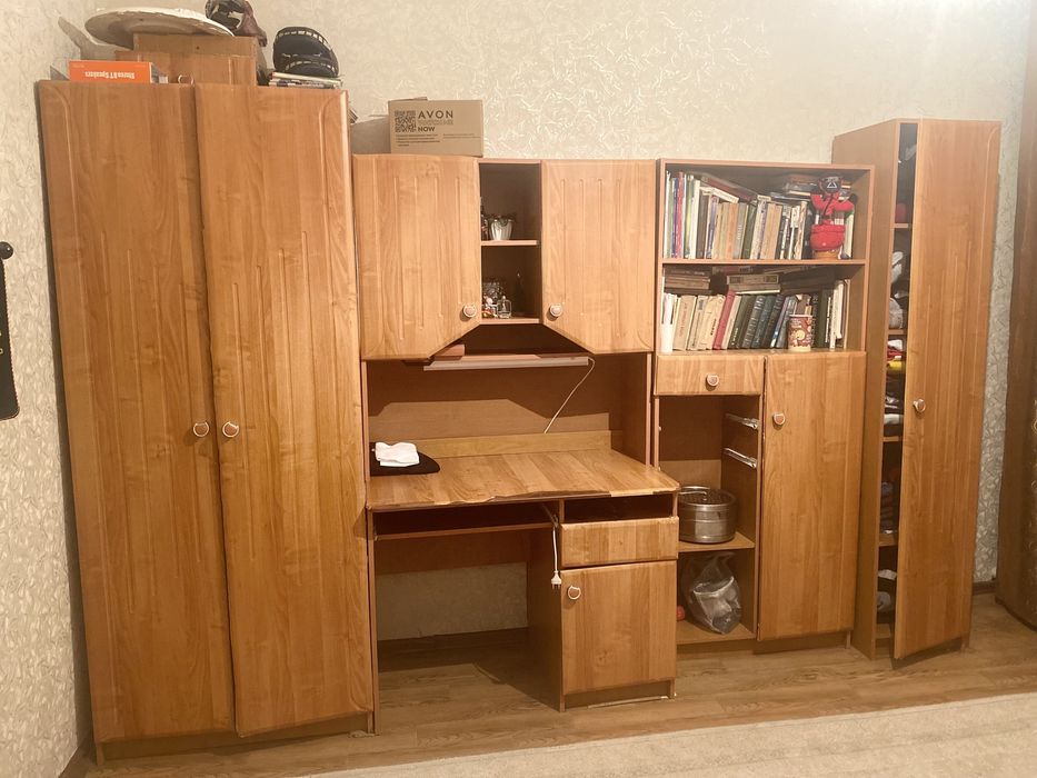 Продам бу гарнитур для подростка