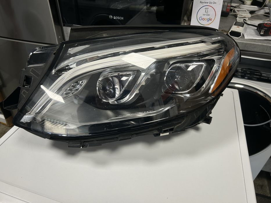 Оригинален фар Мерцедес гле -Mercedes Gle w 166