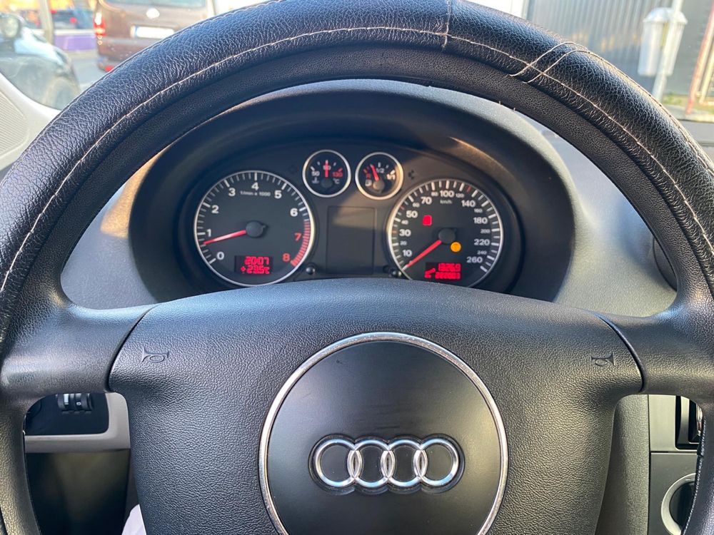 Audi A3 – 1.6 Benzină, An 2005 – 222.003 km