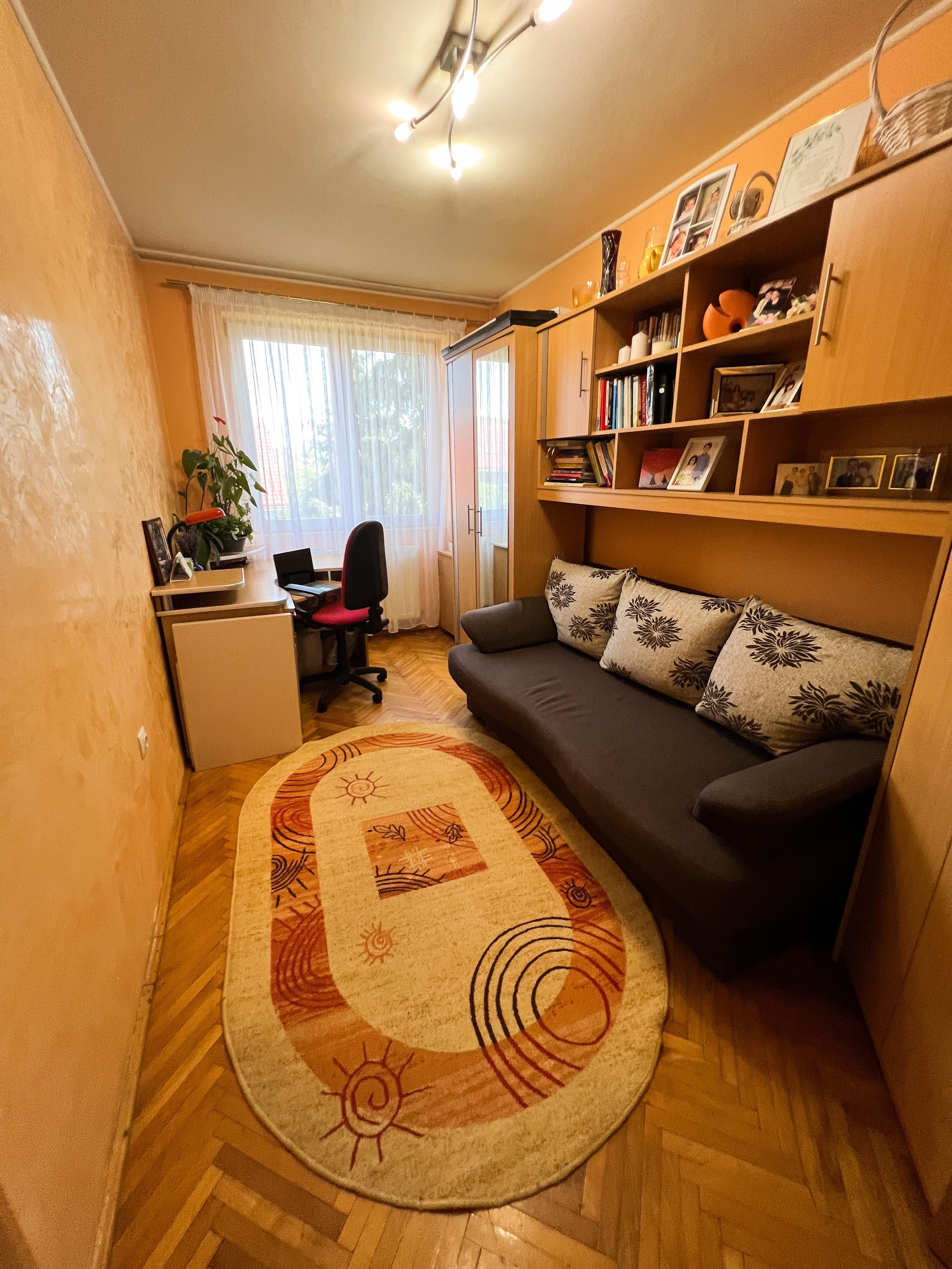 Vand apartament 3 camere mobilat si utilat cartier Sasar
