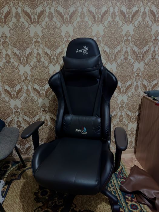 ИГРОВОЕ КРЕСЛО продам срочна
