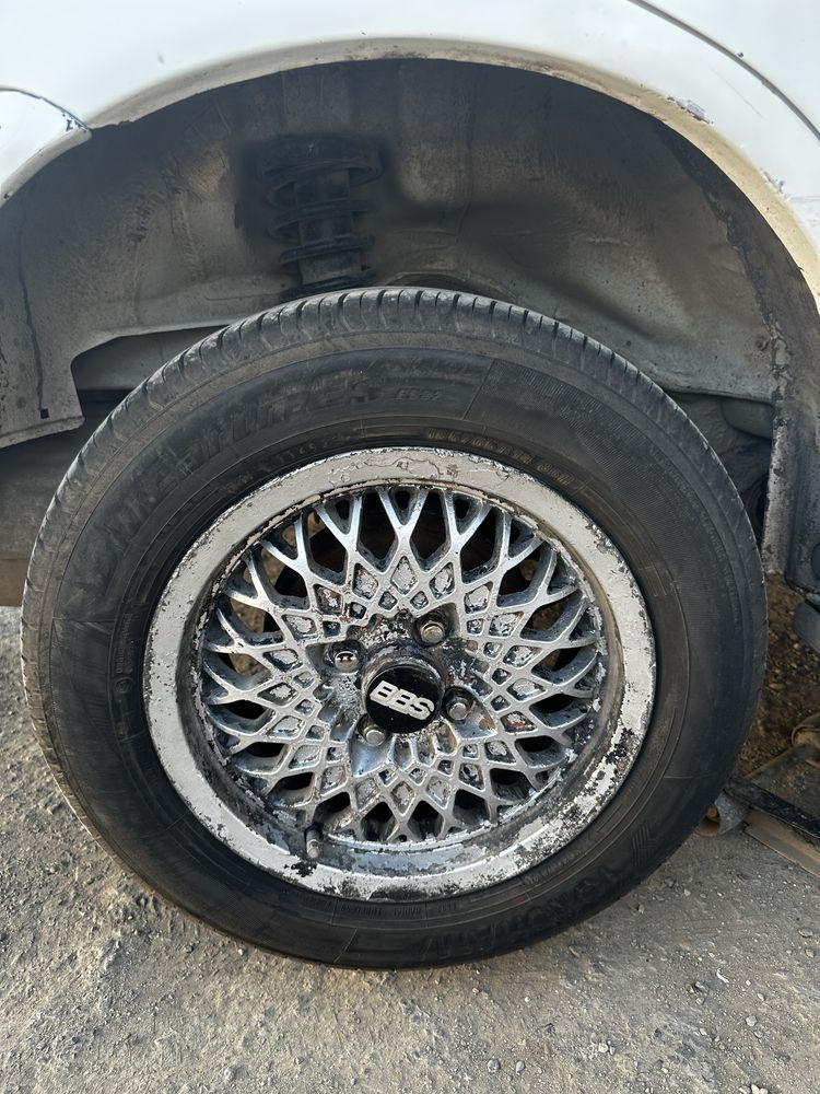 Продам диски R14 + шины yokohama 185/65/14  лето