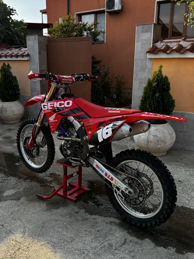 Продавам Honda CRF250R 2019 Топ състояние!