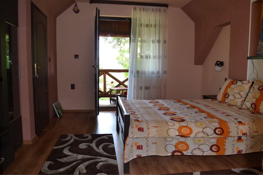 Cabana Antonia-de inchiriat