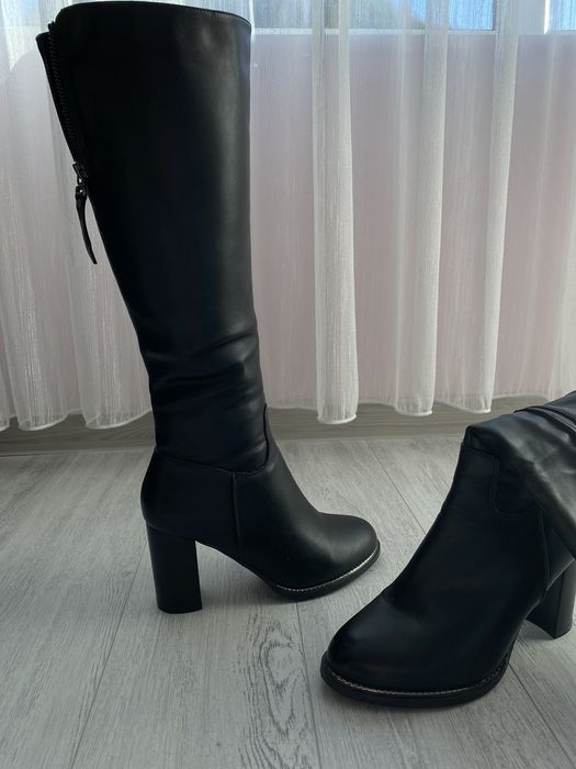 дамски ботуши на висок ток